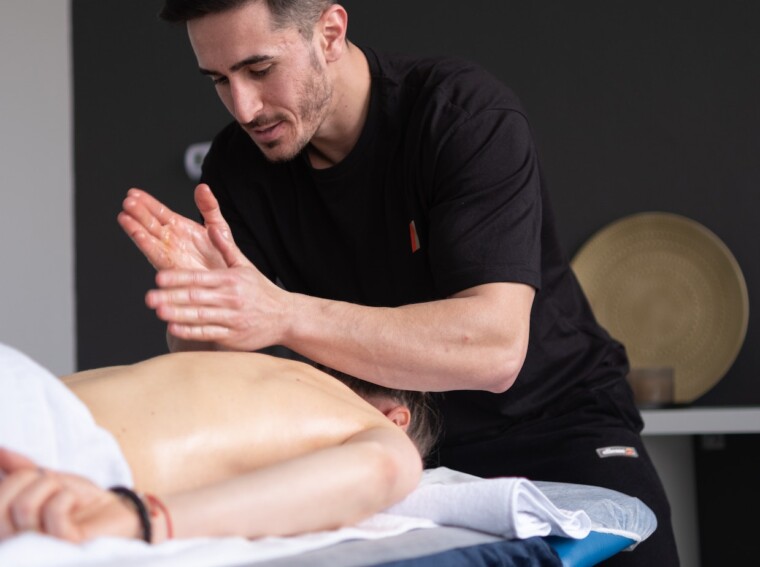 do you tip a massage therapist who owns the business