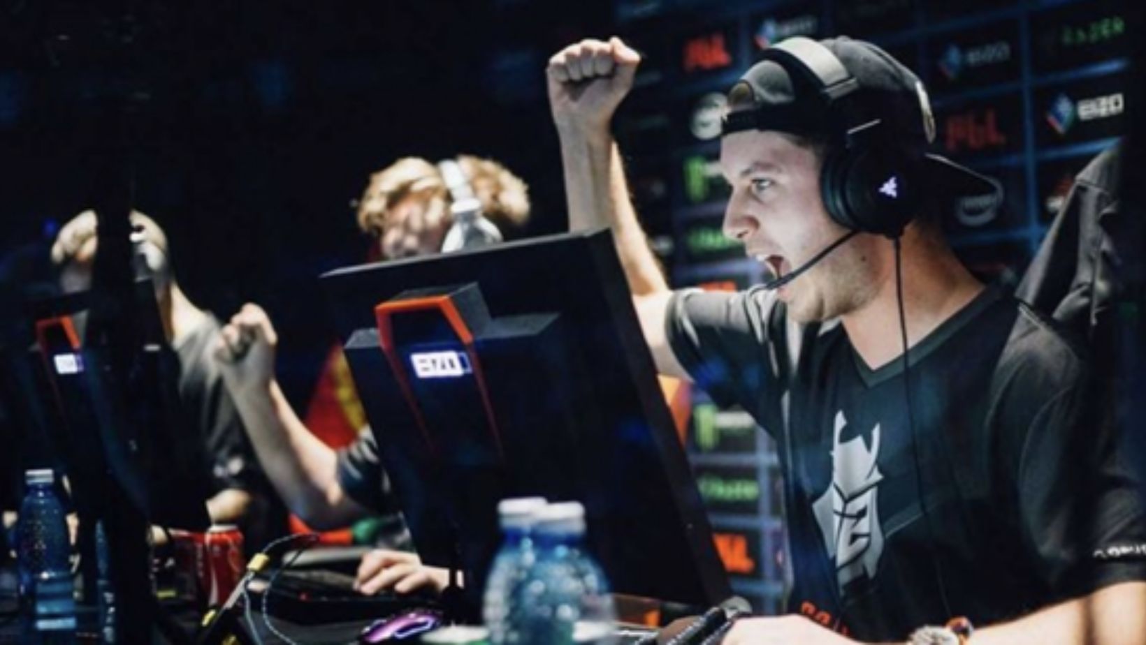 Betting on cybersports what do you need to know about it
