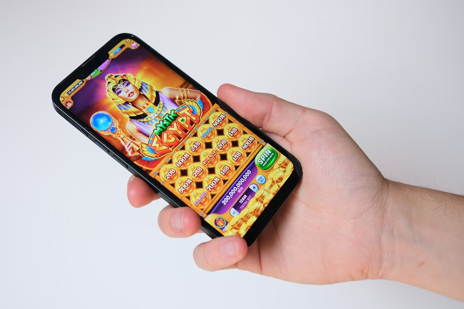 Canadian online slots that combine fun themes and bonuses