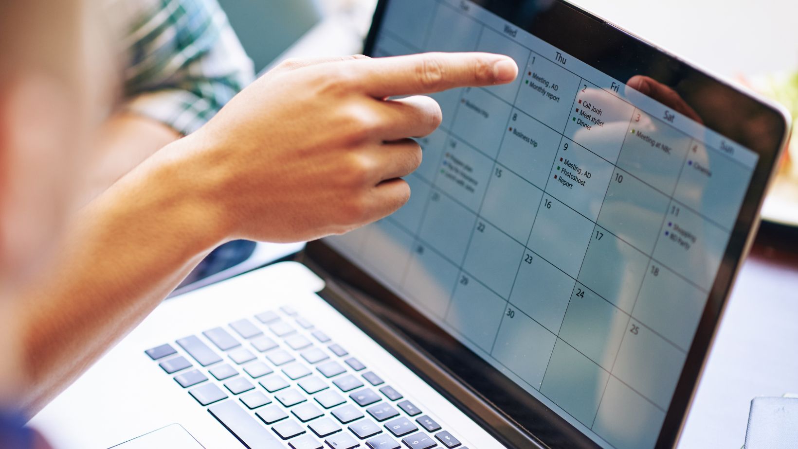 Organize your year with ease on playmyworld com