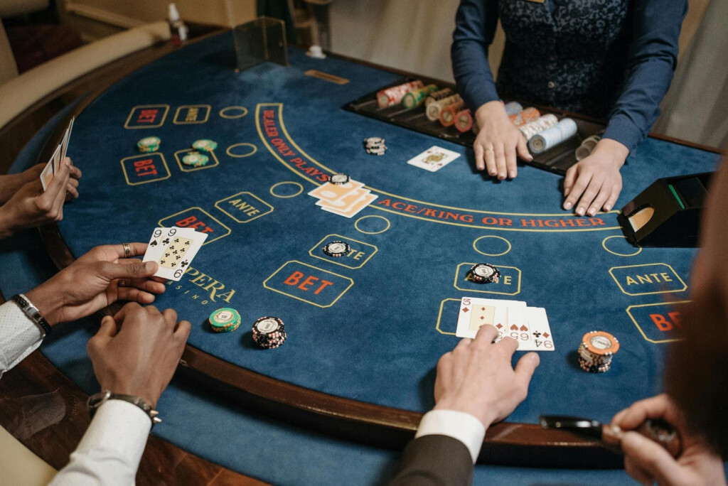 Playing blackjack with a clarity